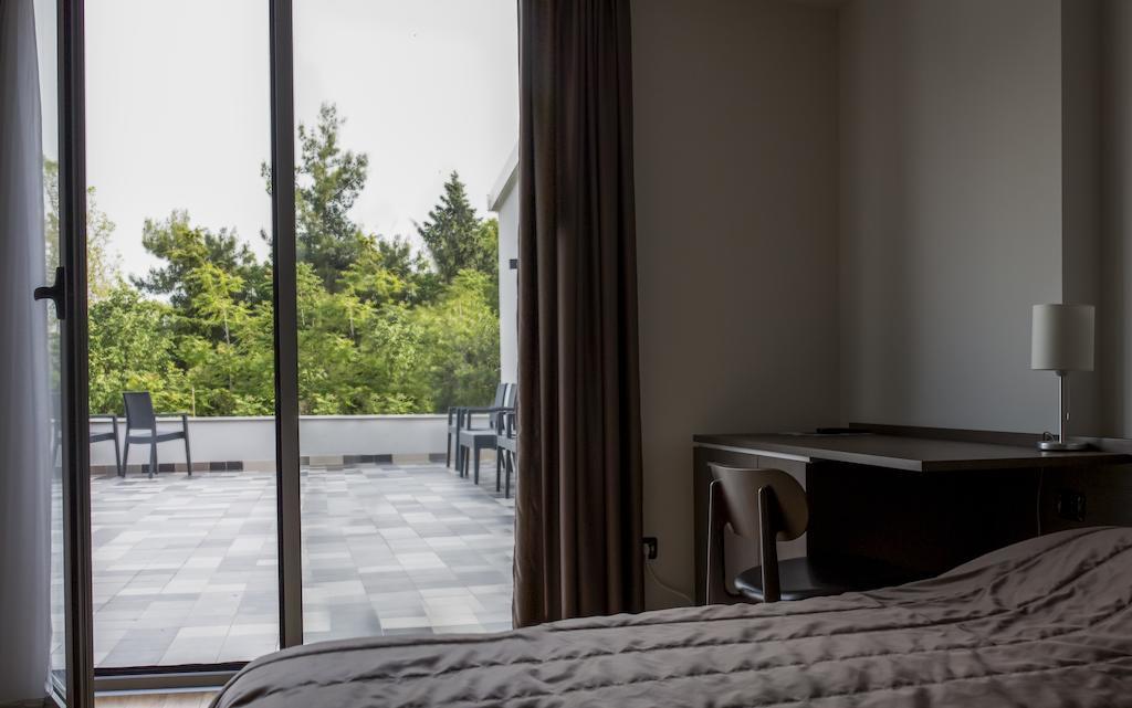 Romantique Dojran Hotel Pokoj fotografie